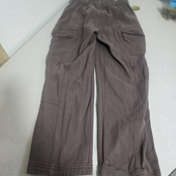 PacSun Women's Brown Cargo Jeans - Picture 5 of 9